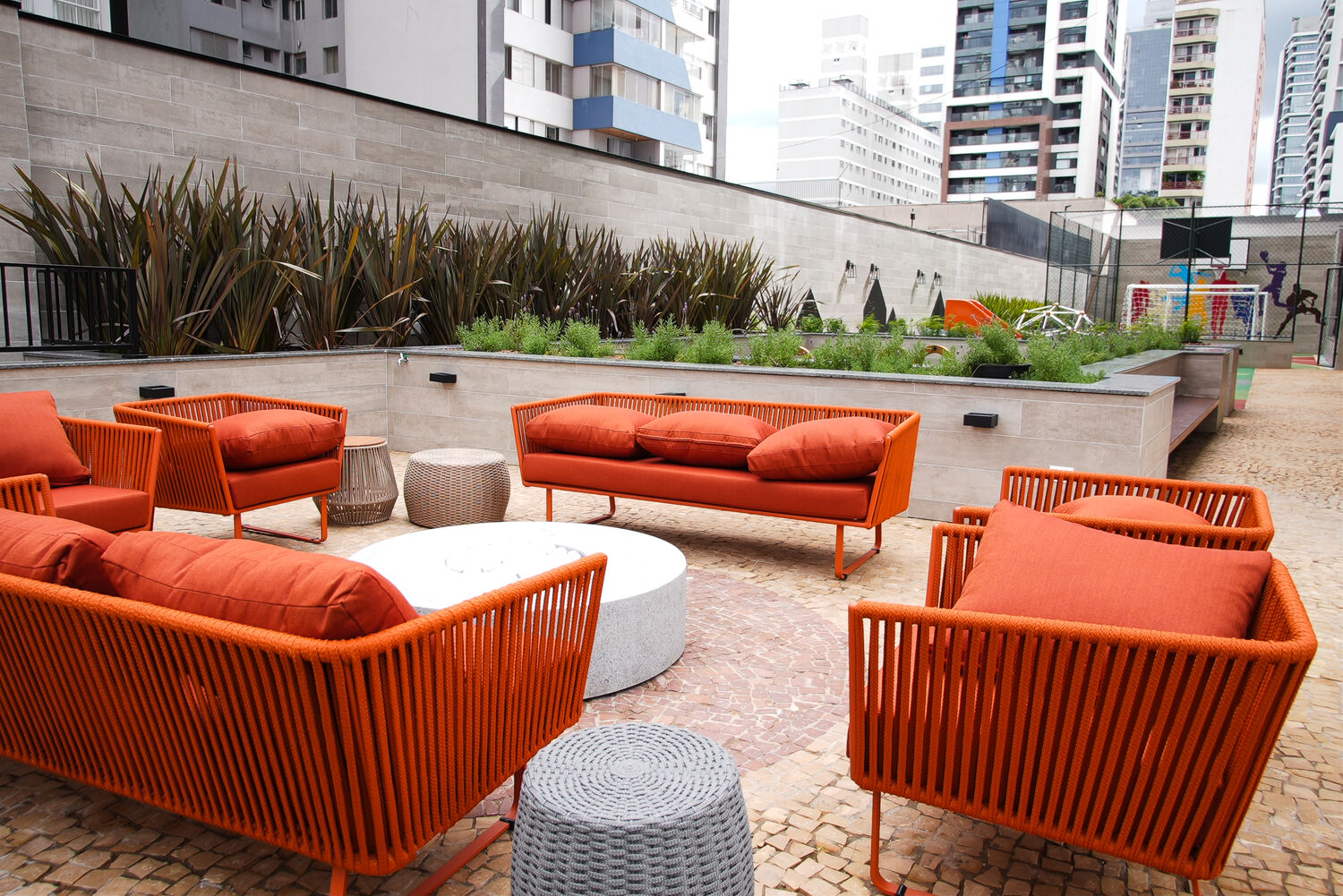 Fire place & rooftop